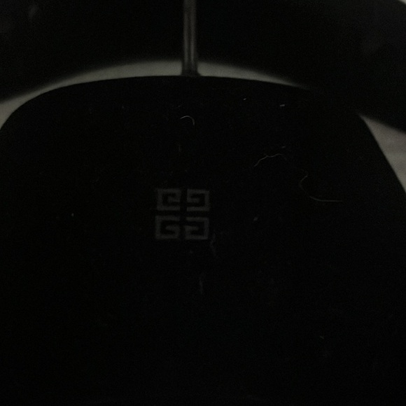 Givenchy EUC Velvet Hangers Set of 2 - Picture 2 of 3